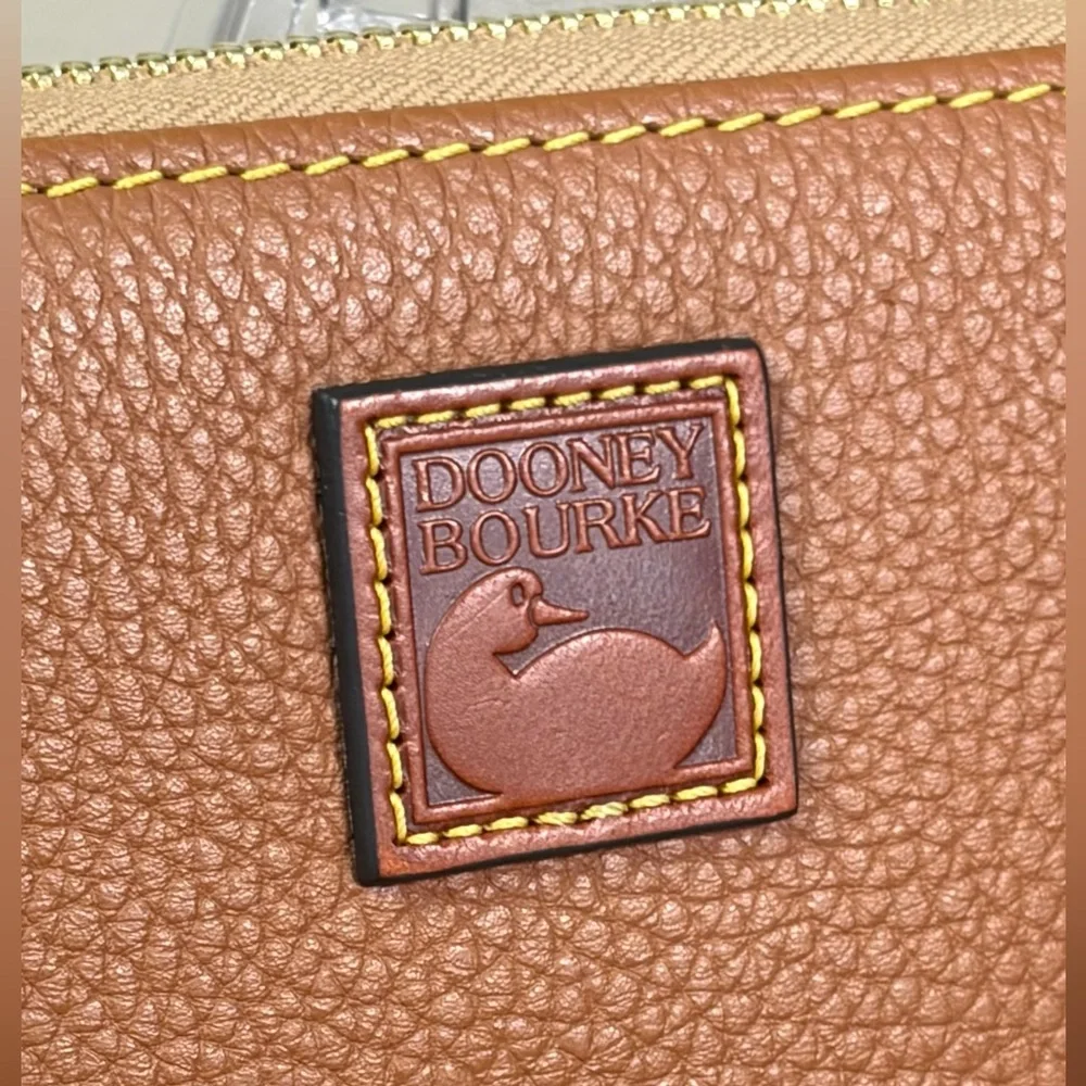 Dooney & Bourke Zip Around Wallet Wristlet Carmel Brown Pebble Leather NWOT